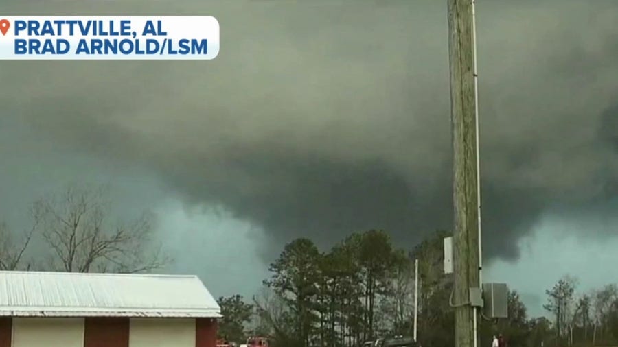 'It was rotating violently': Storm chaser captures funnel near Selma, Alabama