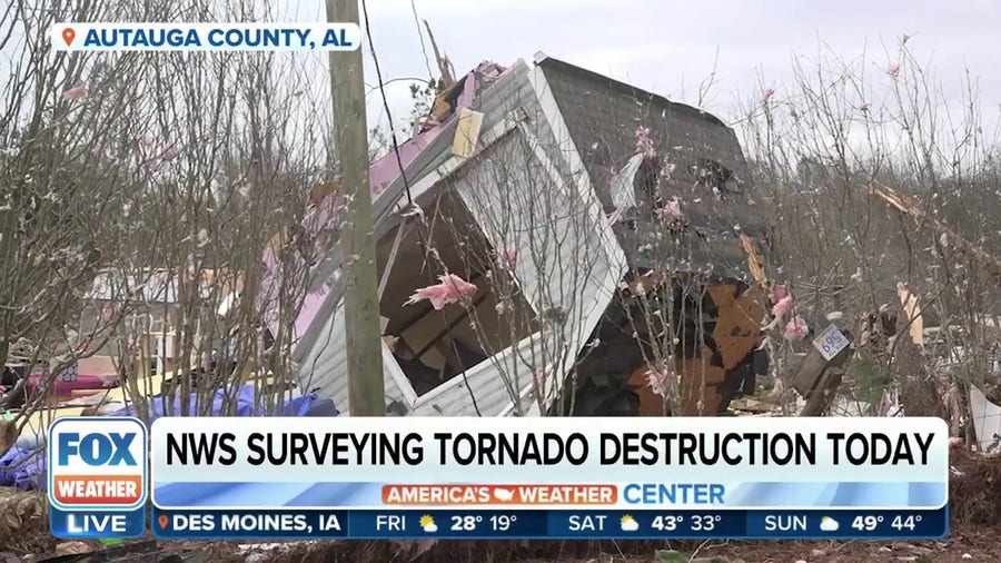 Tornado leaves trail of damage in Selma, Alabama