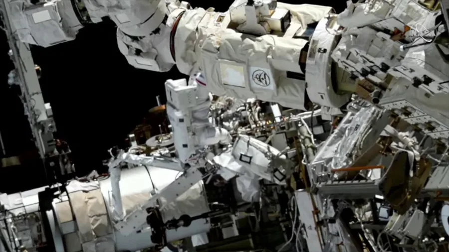 Astronauts wrap up first spacewalk of 2023