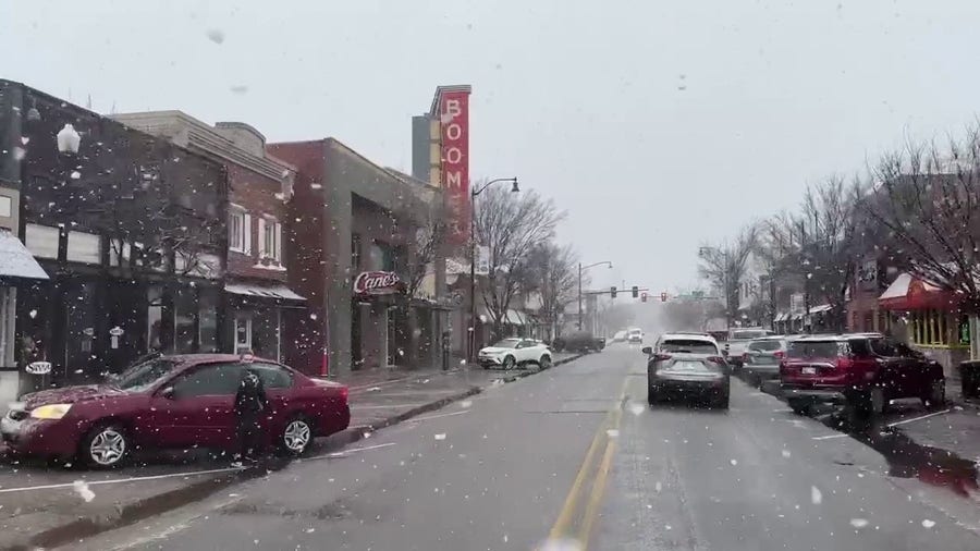 Watch: Snow falls in Norman, Oklahoma