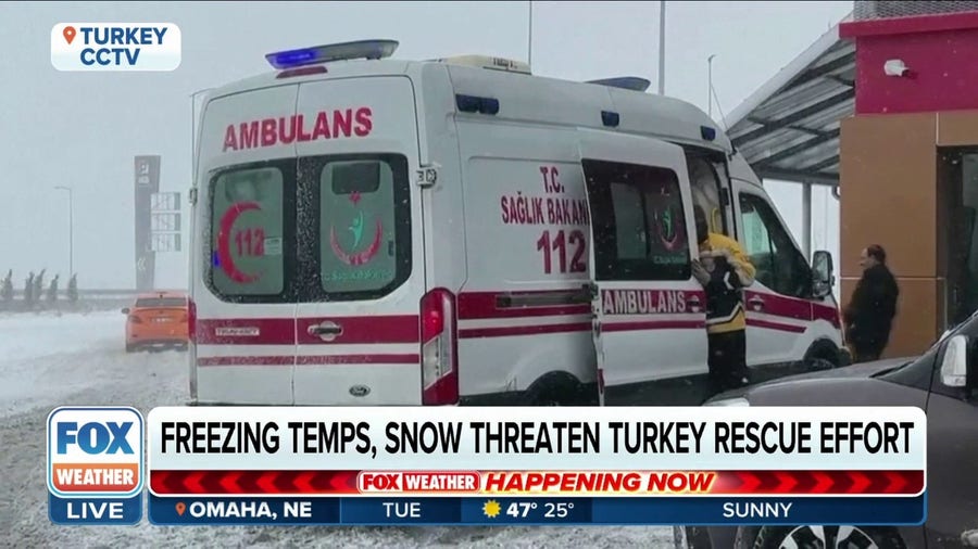 Freezing temperatures and snow threaten Turkey rescue efforts