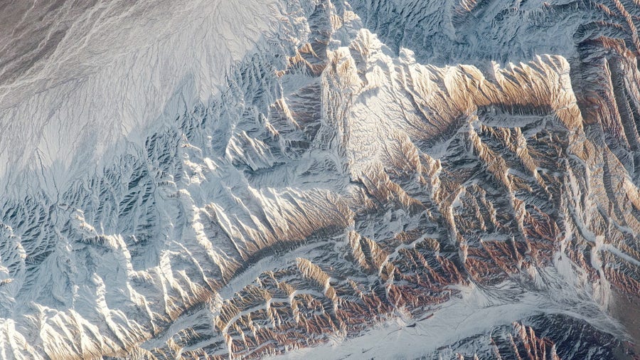 Winter around the world: See breathtaking photos from the International Space Station