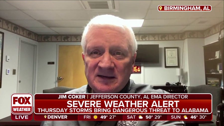 Storm threat in Alabama leads to schools, businesses closing early