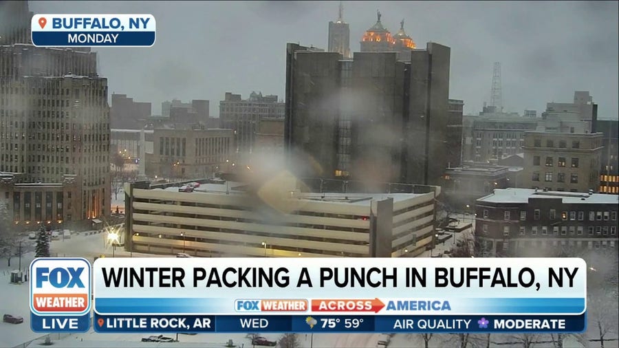 Buffalo, New York sees more snow on the horizon