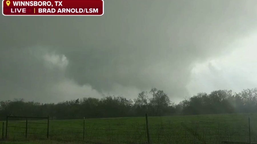 Confirmed tornado in Winnsboro, Texas