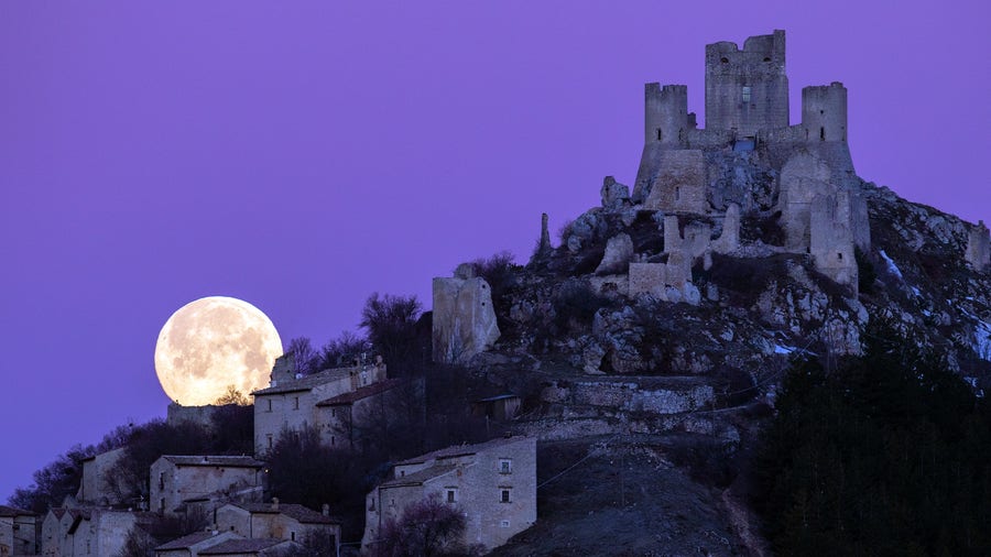 Worm moon: See dazzling photos of March's only full moon from around the world