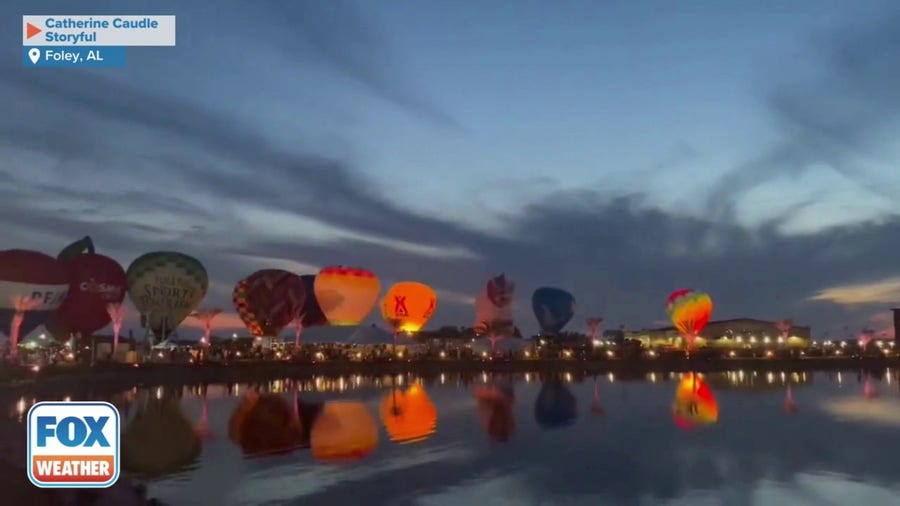 Dazzling display of hot air balloons in Alabama