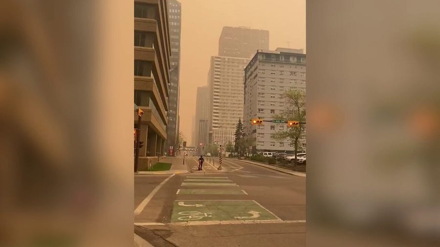 Smoke from wildfires in Alberta, Canada blankets Calgary