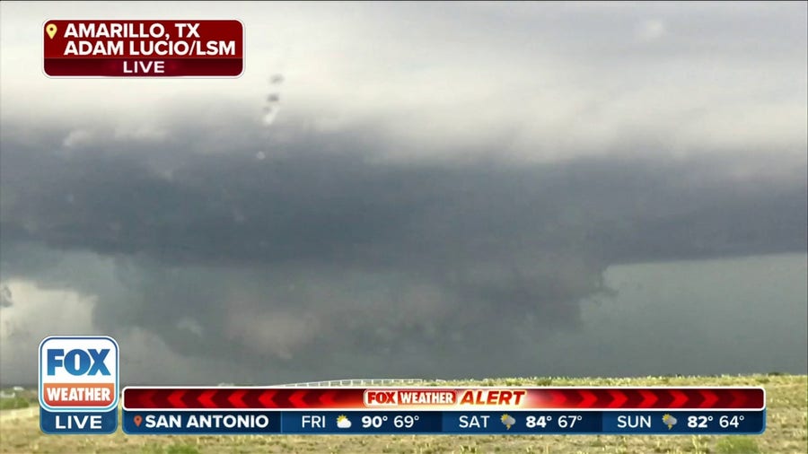 Tornado-warned storm moves through Amarillo, TX