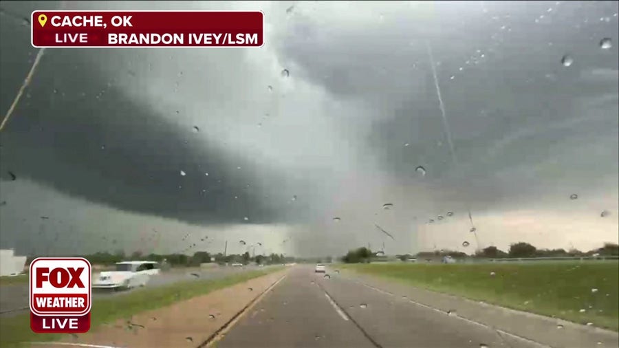 Severe storms march across Oklahoma