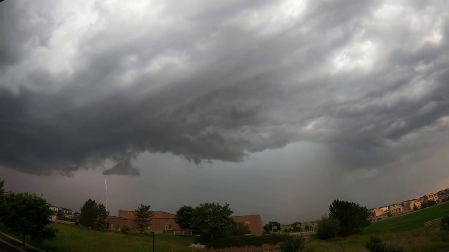 Thunderstorms roll through Parker, Colorado