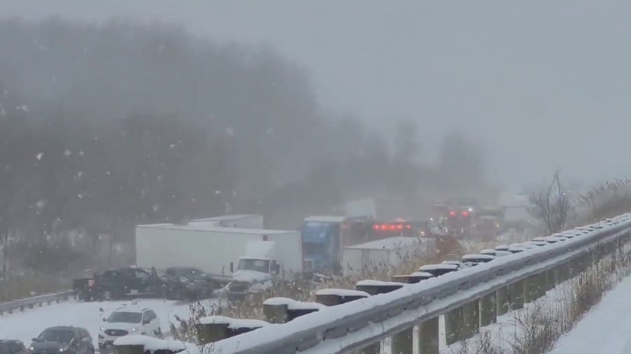 Watch: Multiple vehicles involved in pileup on snowy Ohio highway