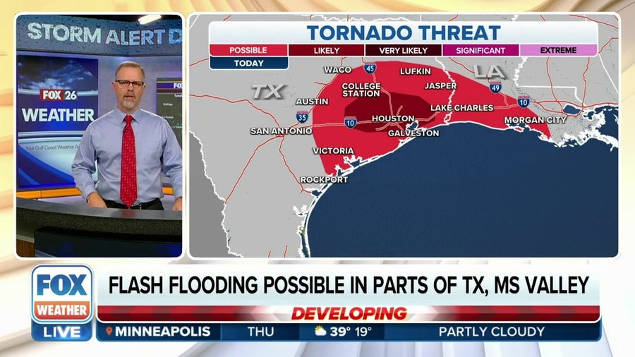 Houston at risk of seeing tornadoes Thursday as severe thunderstorms threaten Texas, Louisiana
