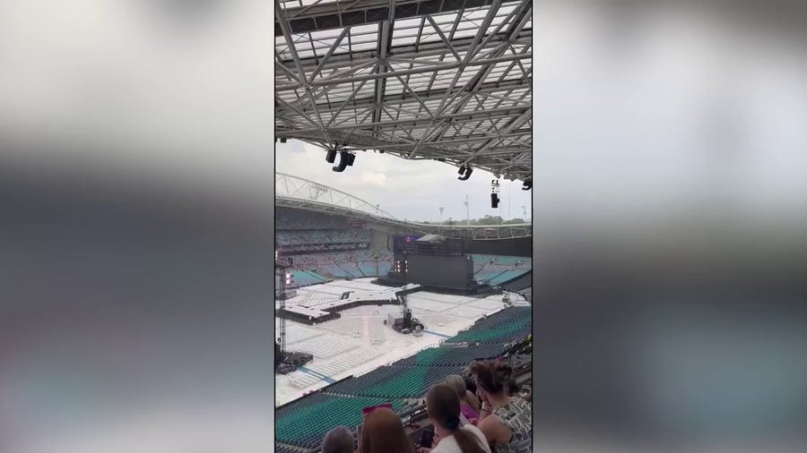 Taylor Swift fans return to concert in Sydney following weather delays