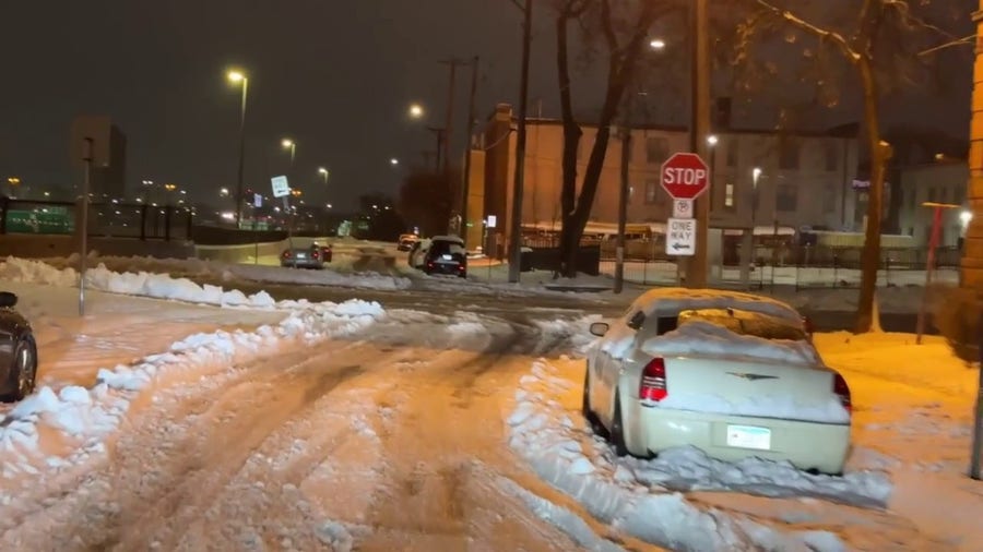 Watch: Snow covers roads in Minneapolis