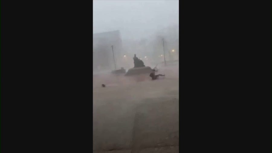 Caught on camera: Wind knocks Kentucky student off feet during storm