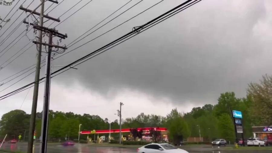 Thunderstorms roar through North Carolina