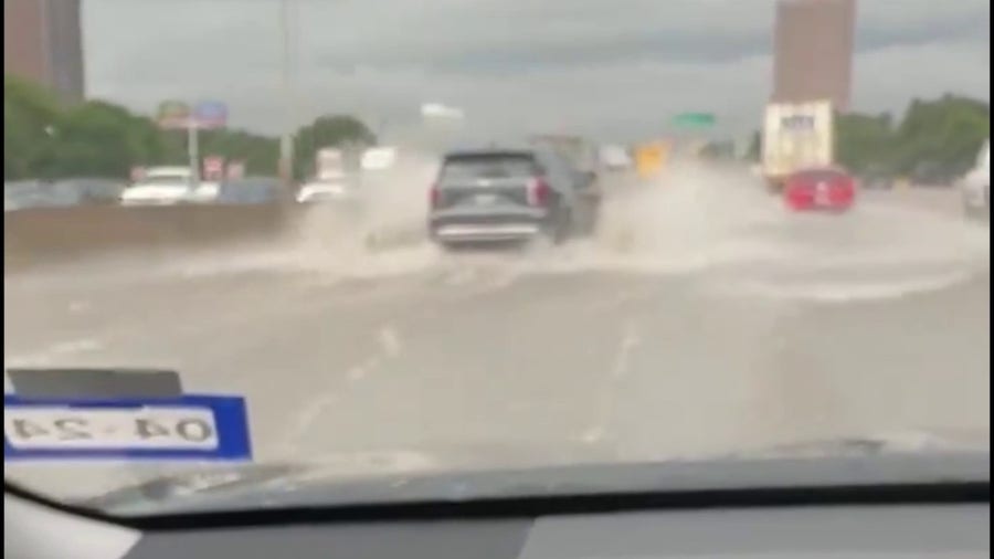 I-35 flooded by strong thunderstorms in Dallas