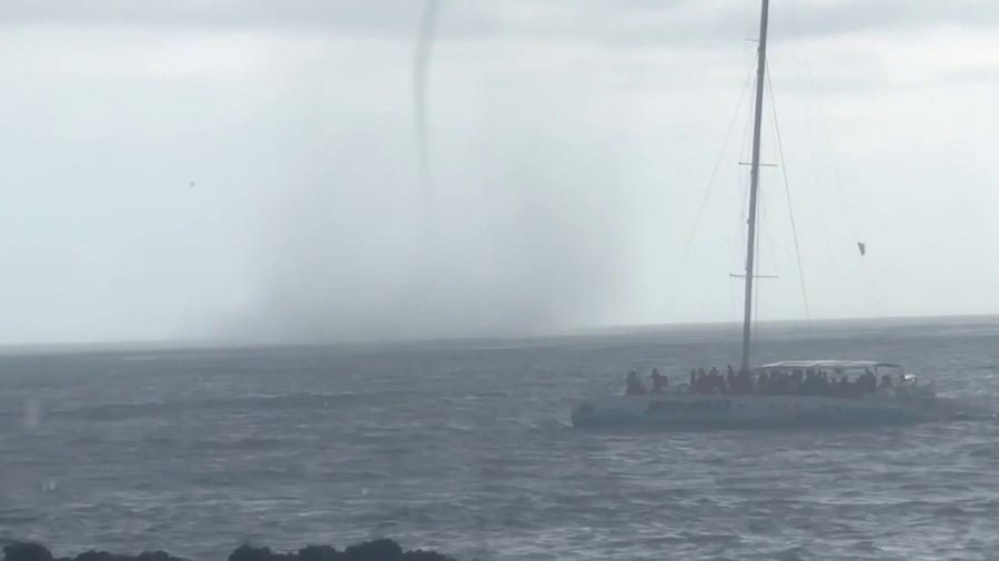 'Fabulous' waterspout wows tourists in Jamaica