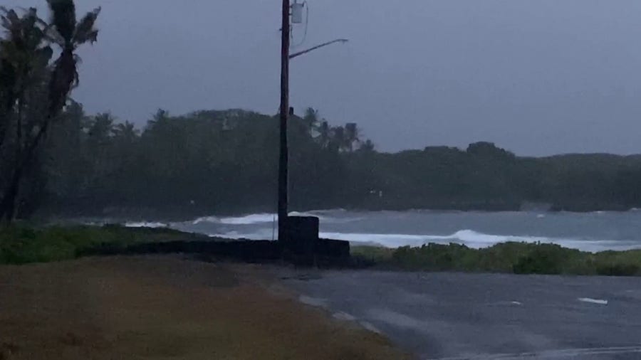 Hurricane Hone creates large surf on Black Sand Beach in Punalu'u, Hawaii 