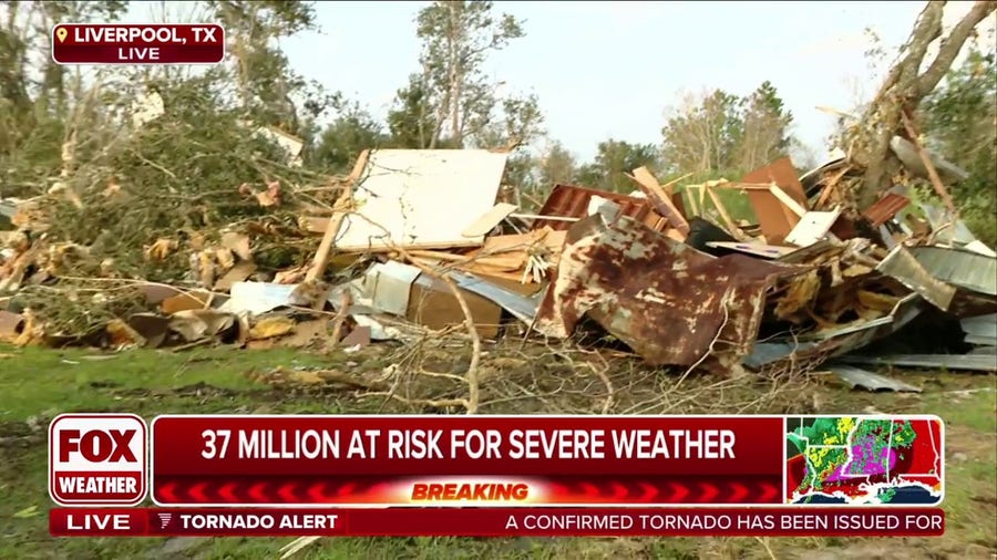 Tornado causes severe damage in Liverpool, Texas