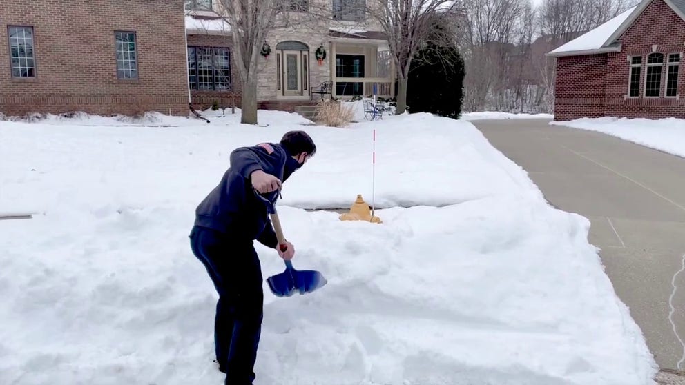 Firefighters in Johnston, Iowa show how to clear snow from fire hydrants (Video: City of Johnston, Iowa) 