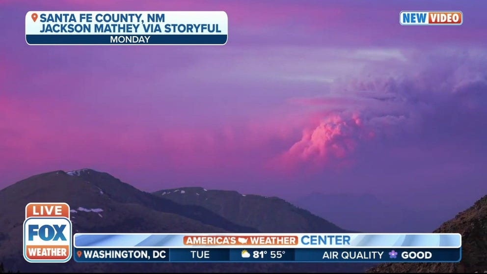 Sunset timelapse video shows an enormous smoke cloud from the combined Hermits Peak/Calf Canyon Fire nearby Santa Fe, New Mexico on May 16.