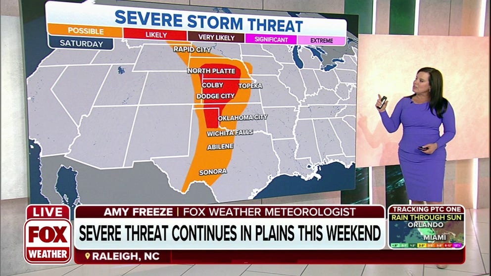 Severe Weather Threat for Plains | Latest Weather Clips | FOX Weather