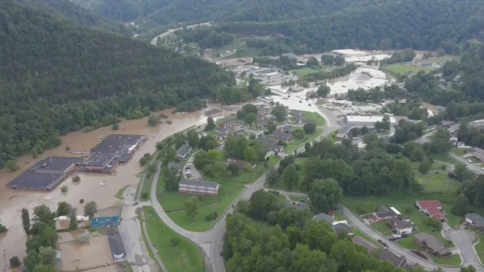 Video shows flooding in Whitesburg, KY following an unprecedented record level of water along the North Fork Kentucky River. 