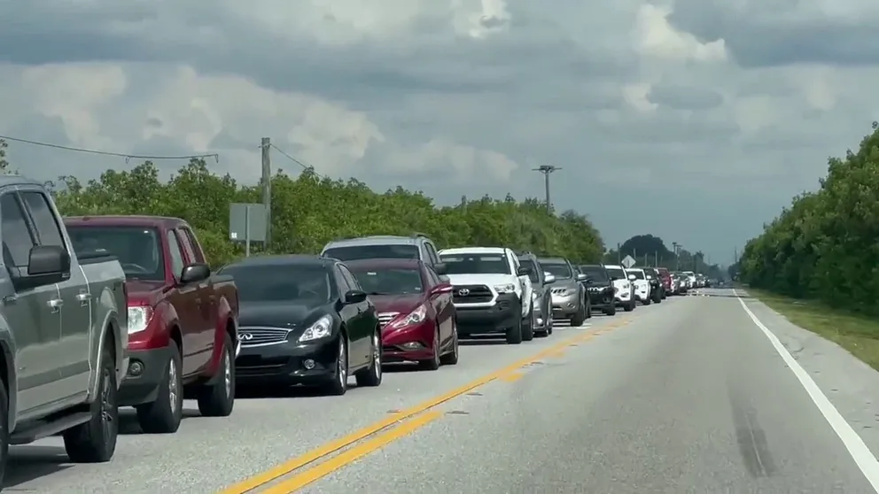 Traffic builds in Apollo Beach, Florida as many have been ordered to evacuate due to Hurricane Ian.  (Video: @sfsell/Twitter)
