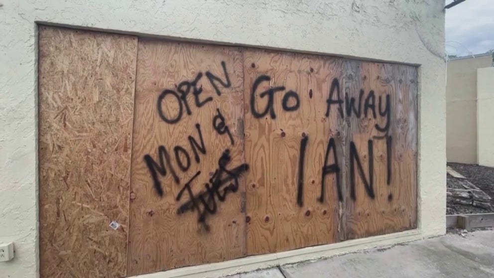 Video shows buildings boarded up as Tampa Bay braces for Hurricane Ian.