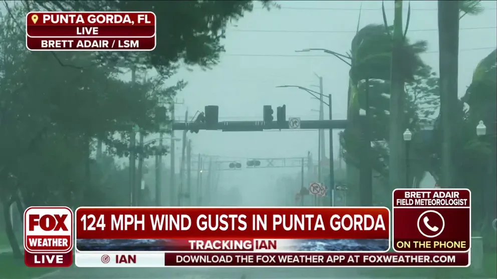 Field Meteorologist Brett Adair describes the scene in Punta Gorda, Florida as Hurricane Ian makes its impact on the area. 
