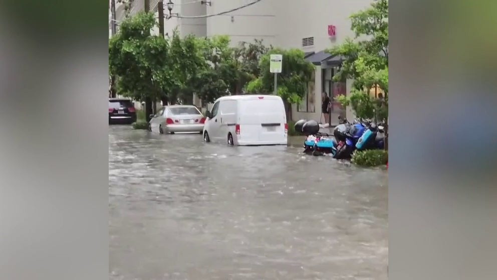 Miami flooding leaves streets submerged after rain soaked the area of Florida. (Credit: @volvoshine/ Twitter)