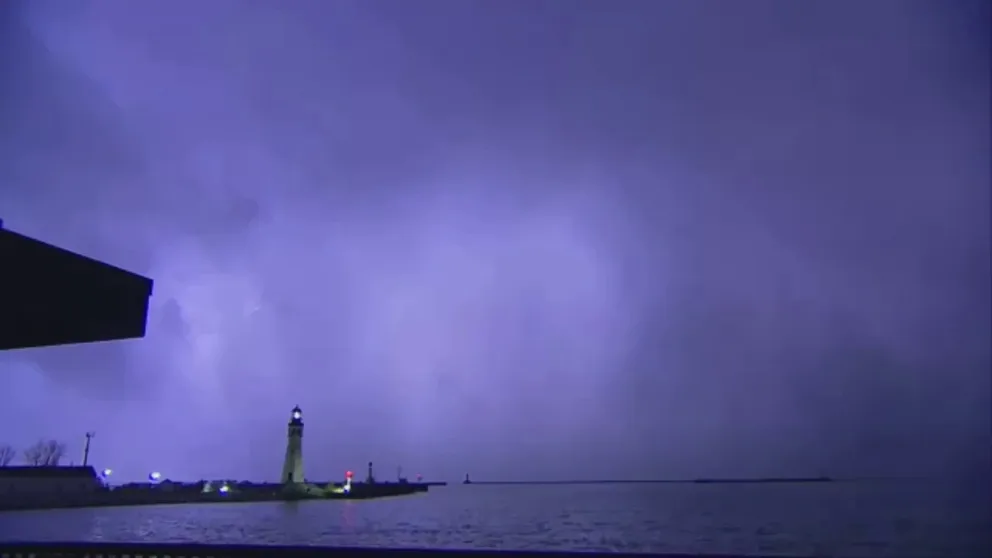 Drone Captures Incredible Views Of Thundersnow Over Buffalo Skyline ...