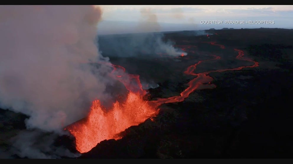 Lava continues to flow from Hawaii's Mauna Loa volcano | Latest Weather ...