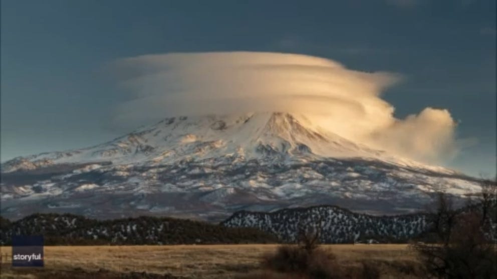Those within sight of California's Mount Shasta last weekend were treated to quite a show as thin layers of clouds pancaked on top of each other to make, in essence, a floating cap. (Video courtesy: Robert Renick via Storyful)