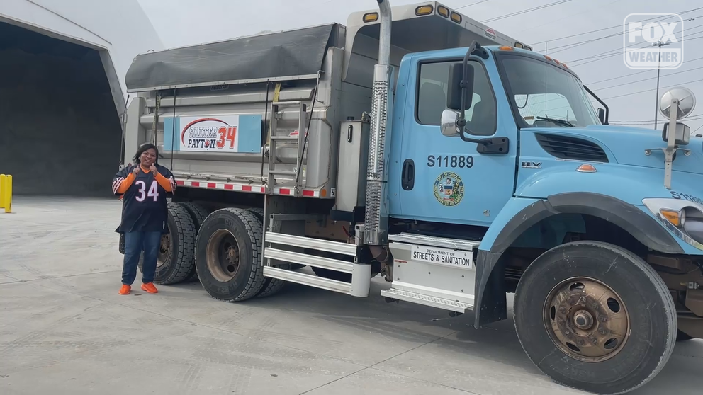 Chicago unveils newly named snow plows after mild winter | Latest ...