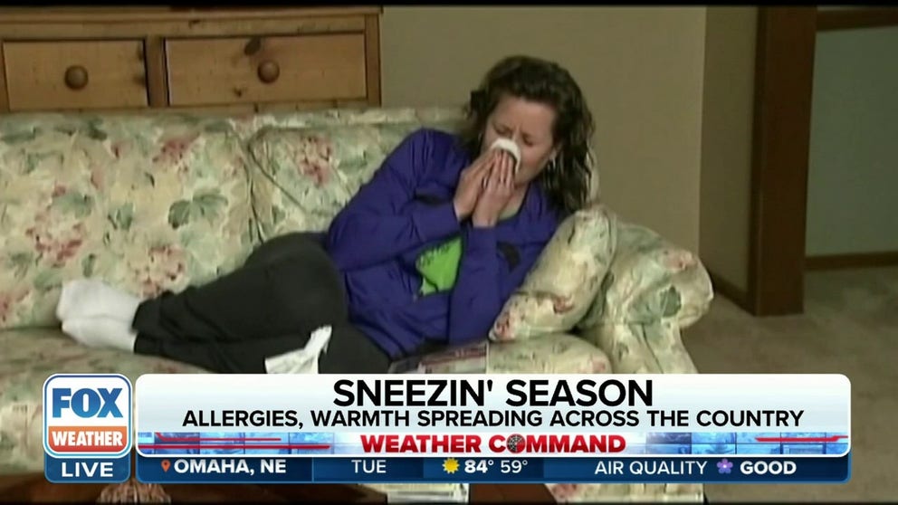 Theresa Crimmins of the USA National Phenology Network joins FOX Weather to discuss the areas most impacted by early season pollen. 