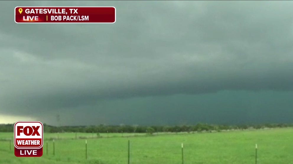 Storm chaser captures lowering cloud in Gatesville, TX Latest Weather