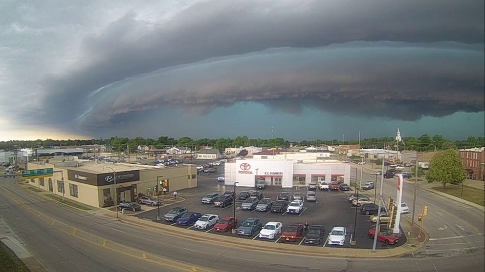 What made these surreal clouds that signaled arrival of damaging
