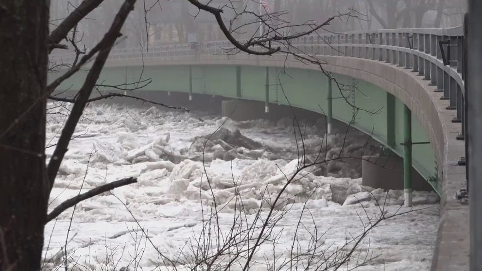 Video shows the power of an ice jam on the Kankakee River, which has flooded homes in the town of Wilmington, Illinois.