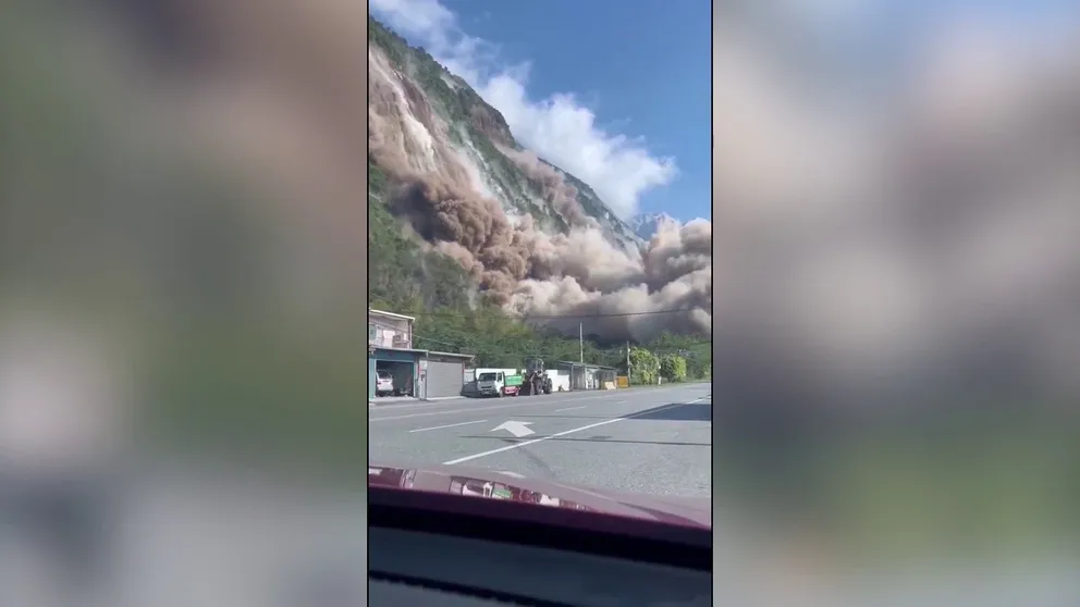 Dramatic video captured the moment a huge landslide was triggered by the powerful earthquake that hit Taiwan on Wednesday.