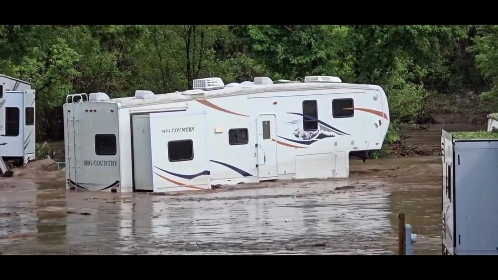 As much as 2-5 inches of rain fell in a short period over where the South Fork wildfire had been burning near Ruidoso, New Mexico, leading to flash flooding around the area. (Video courtesy: Jesus Figueroa /TMX)