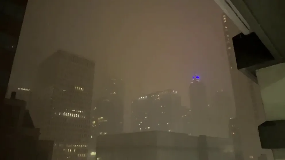 A video recorded by FOX Weather Correspondent Robert Ray shows Chicago being blasted by damaging wind gusts and torrential rain as a powerful and deadly derecho swept across the Midwest on Monday.
