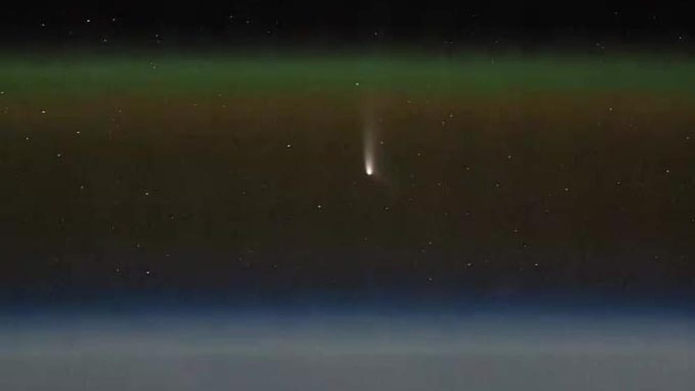 NASA astronaut Matthew Dominick got a front row seat to Comet Tsuchinshan-ATLAS from the cupola on the International Space Station. (Video courtesy: NASA / Matthew Dominick)