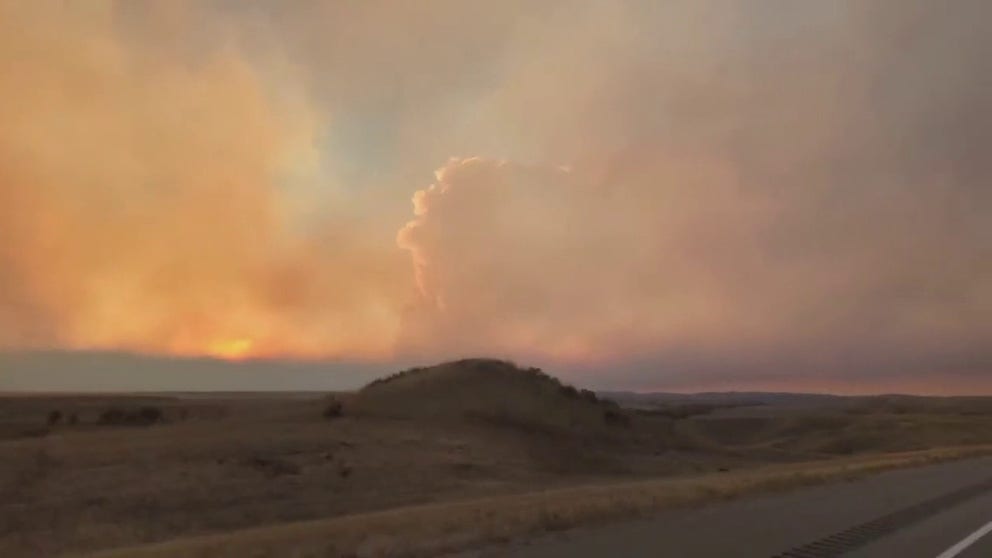 A video recorded on Oct. 5 shows plumes of thick smoke filling the sky above Wyoming as the Elk Fire rages inside Bighorn National Forest.