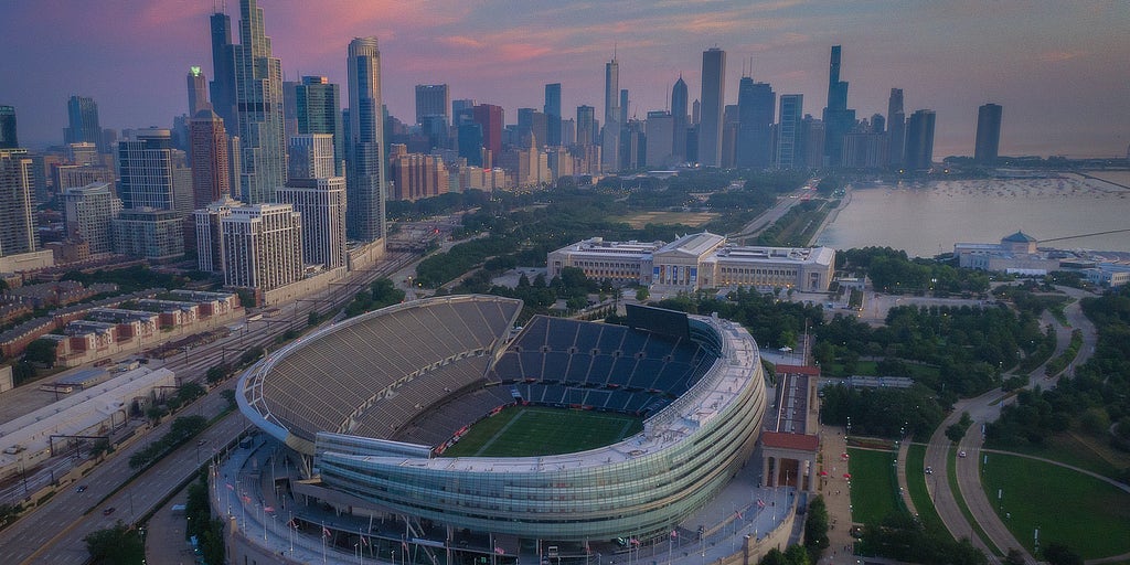 Chicago Bears Moving to Arlington Heights?  WATCH LIVE: We're breaking  down what we know so far on a potential move by the Chicago Bears from  Soldier Field to what is currently