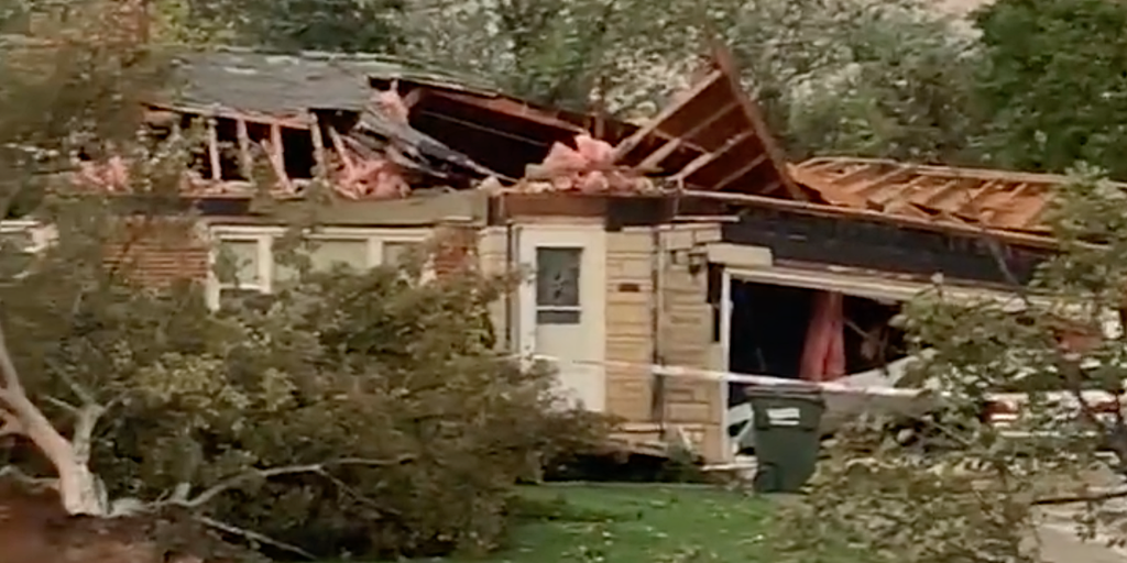 6 possible tornadoes leave behind damage in Ohio, Pennsylvania Fox