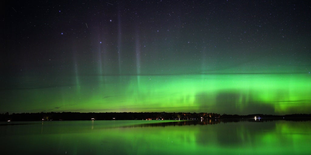 Strong solar flare may trigger Northern Lights sightings Saturday night