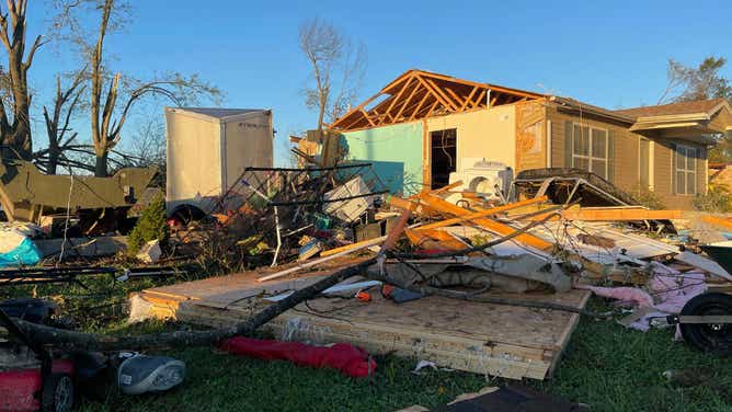 Missouri communities come together as tornadoes leave path of ...